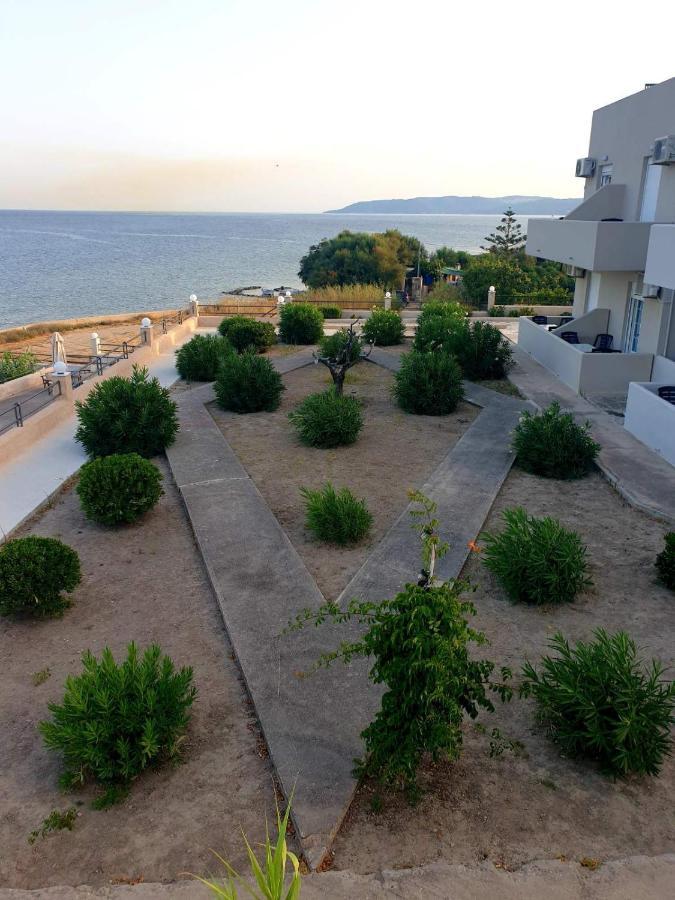 Platsa Apartments Megás Limniónas Esterno foto