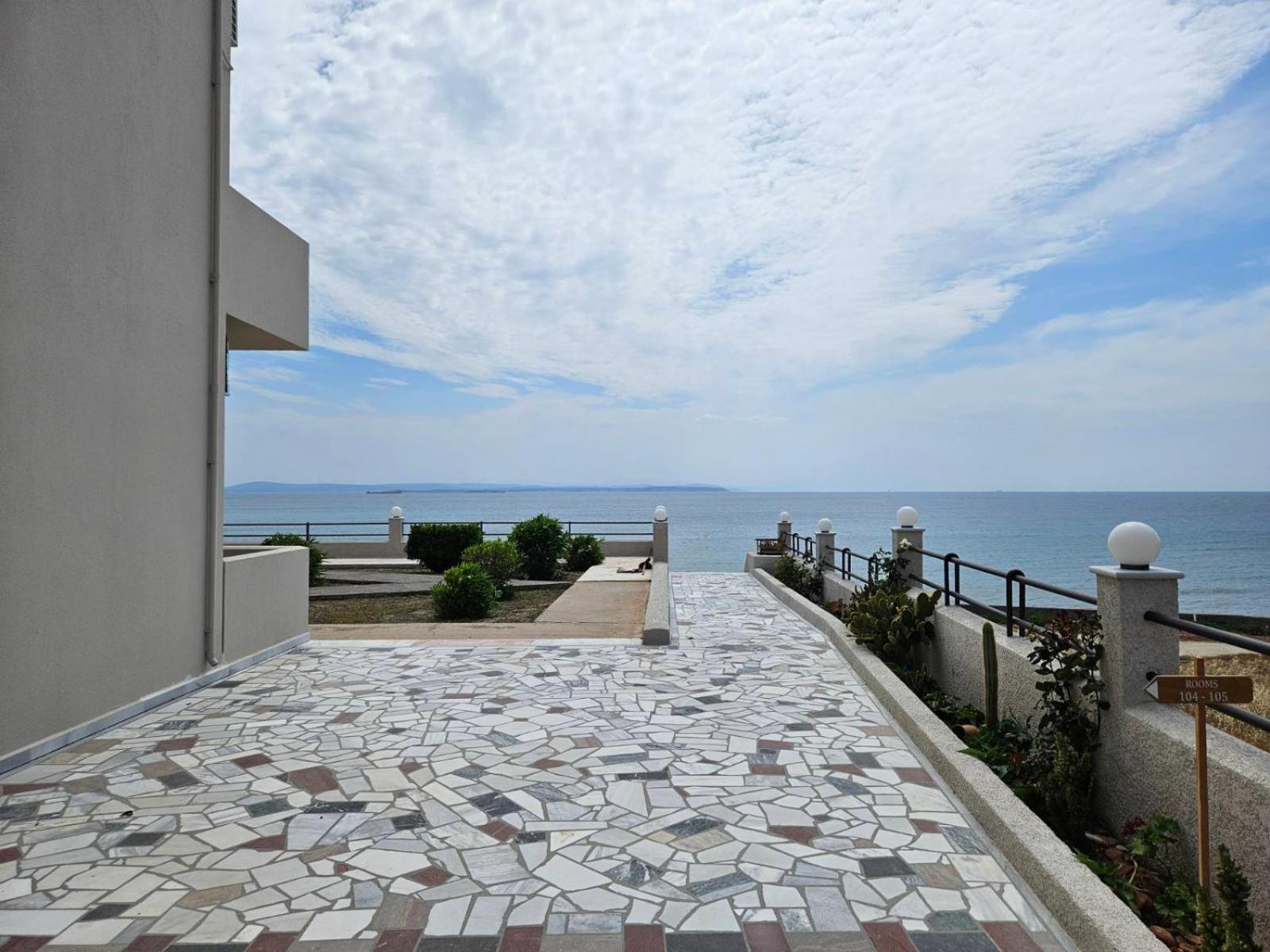 Platsa Apartments Megás Limniónas Esterno foto