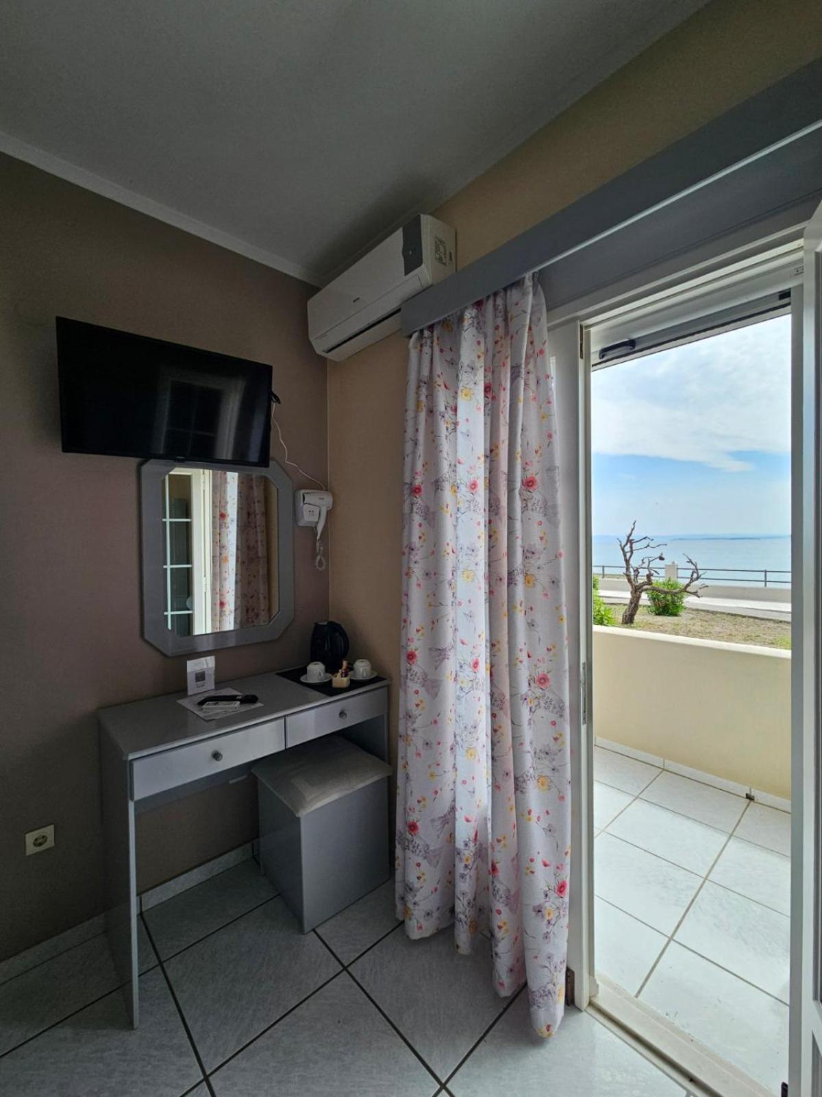Platsa Apartments Megás Limniónas Esterno foto